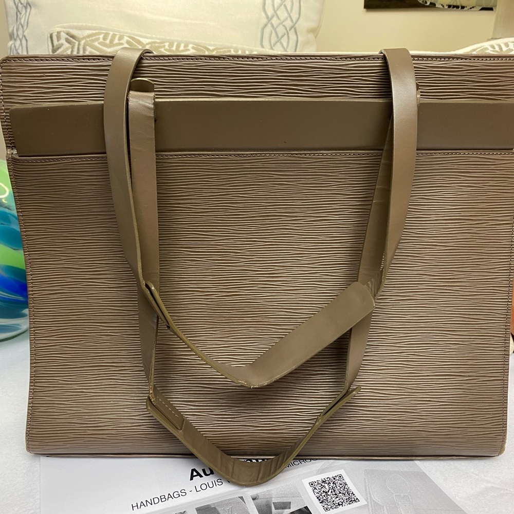 LOUIS VUITTON CROISETTE TOTE - Picture 1 of 16